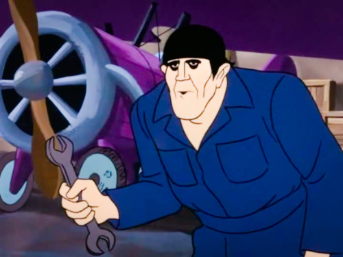 scoobydoomistakes:  Dracula + Mr. Spock + A Raccoon = this background character