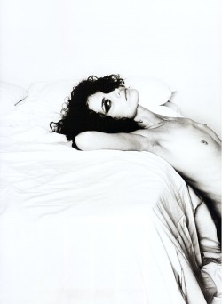 lelaid:Shalom Harlow by Richard Burbridge for Dutch #17