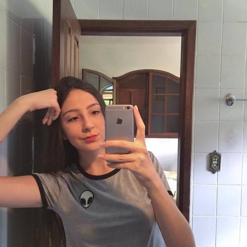 http://streetgrl.tumblr.com/post/155782644447