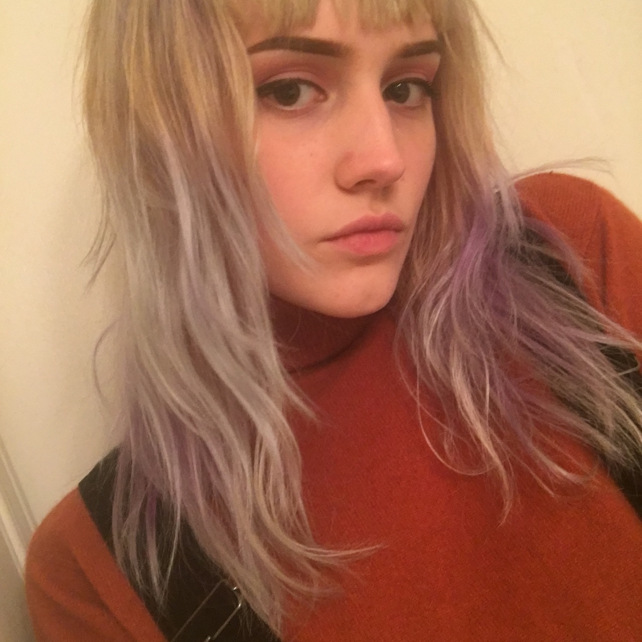 venusflytrash:  outfit/face