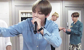 chimchams:dab king kim taehyung