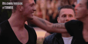 dihtocmn:  Dan Osborne kissing Bobby Norris 
