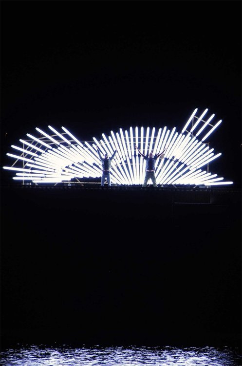 f-l-e-u-r-d-e-l-y-s: Fluorescent Light Installations by Yochai Matos  Multidisciplinary artist 