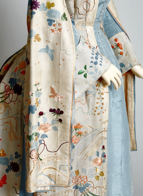 Tea gown ca. 1875-80From Cora Ginsburg