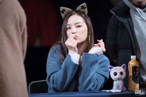 170211 Ilchi Art Hall Fansign EventFruit Blossom DO NOT EDIT 