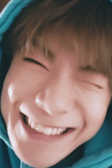 binsblush:  the purest and sweetest boys in existence