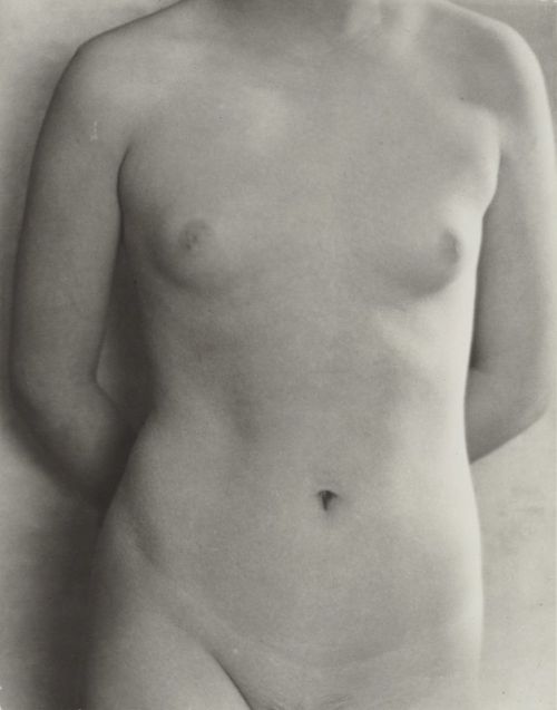 regardintemporel:Dorothea Lange - Torso, San Francisco (Constance Dixon), 1923