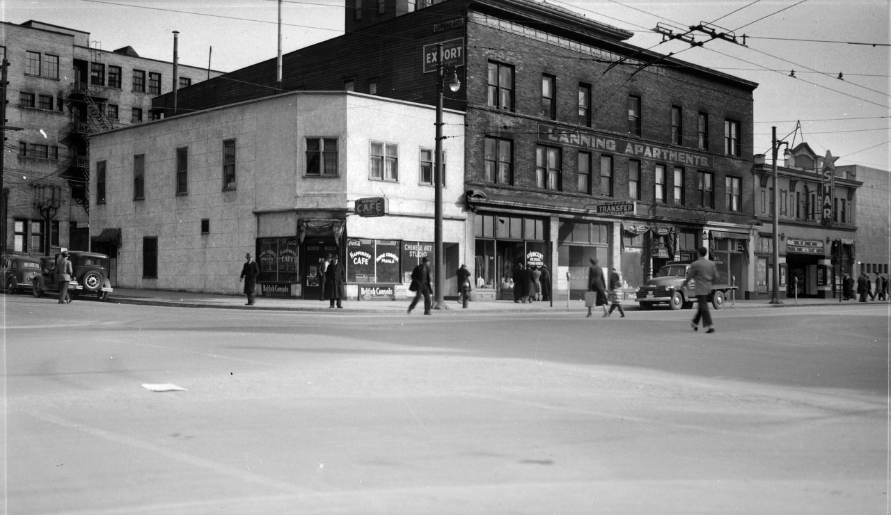 pasttensevancouver:  Main and Cordova Streets, Sunday 18 March 1951 Source: Photo