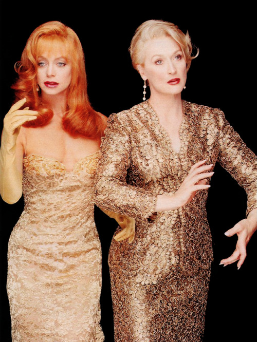 blairwitchz:Meryl streep & Goldie Hawn photographed for Death Becomes Her (1992)