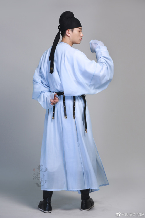 hanfugallery:chinese hanfu by 砚滨纱汉服