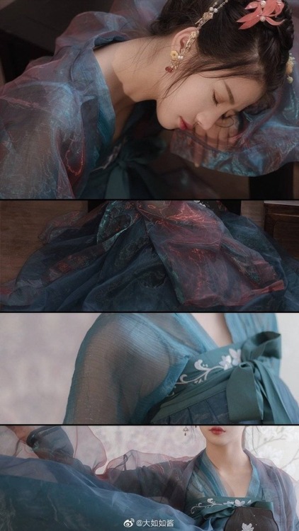 Traditional Chinese Hanfu.