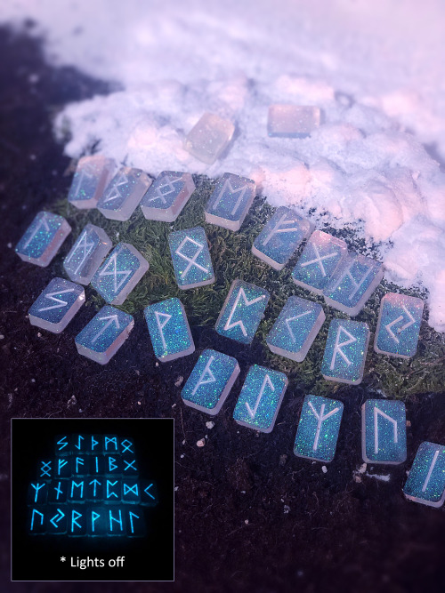 Night-glowing Ice Runes. Handmade and hand-painted, set of 24 shimmering Elder Futhark for divinatio