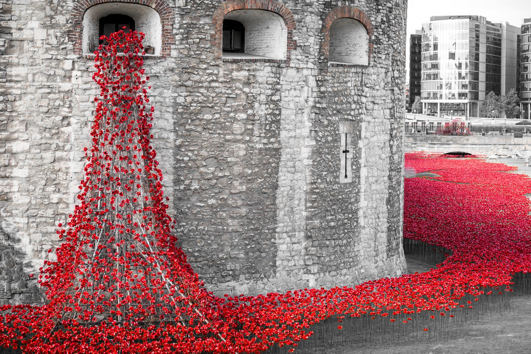 skush-uk:  Paul Cummins | Blood Swept Lands and Seas of Red  The Tower Of London