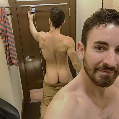 Yo yo YO! Who are you, sexy stud?  If these pics are a question, then the answer is HELL YES!!!