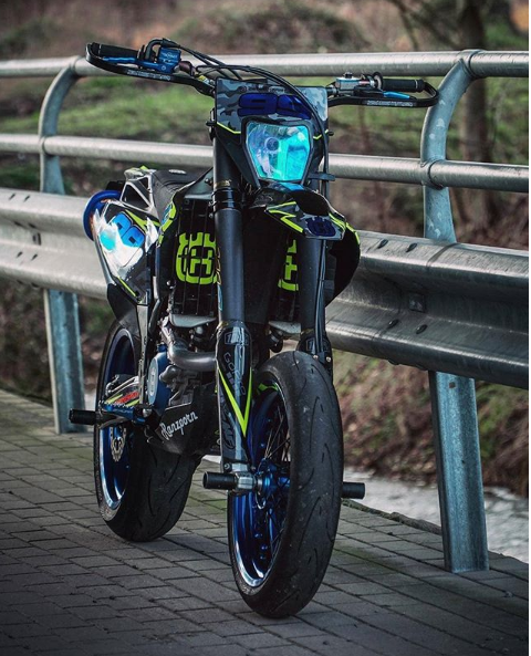 supermotolife: Ask me anything here !!!! Bike: Husqvarna FE 501 Donations for my Dreambike here. Tha