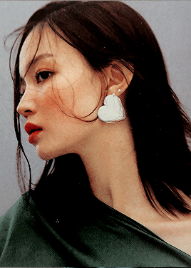 yourghostcat: LEE HI - 24°C [ALBUM SCANS © 하이 마이 캣]