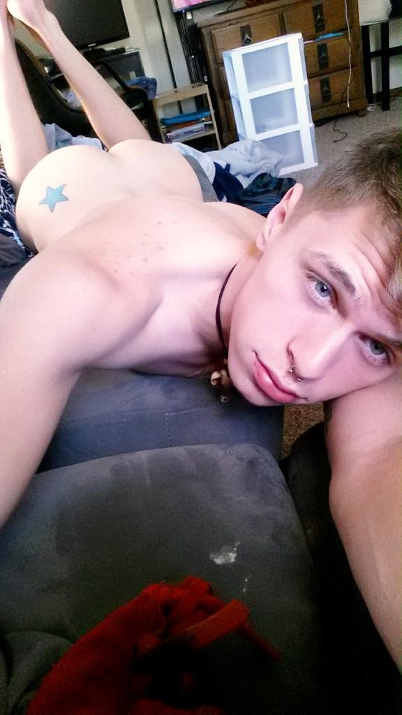colungafrank:  Troy Accola    twitter pics.