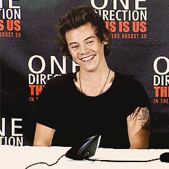 inpayne:  (ﾉ◕ヮ◕)ﾉ*:･ﾟ✧ embarrassed!harry (ﾉ◕ヮ◕)ﾉ*:･ﾟ✧