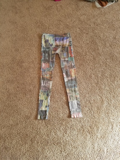 teenwolfkirayukimura:Kira’s leggings in 3x13 are by Wet Seal. You can see the same pattern ove