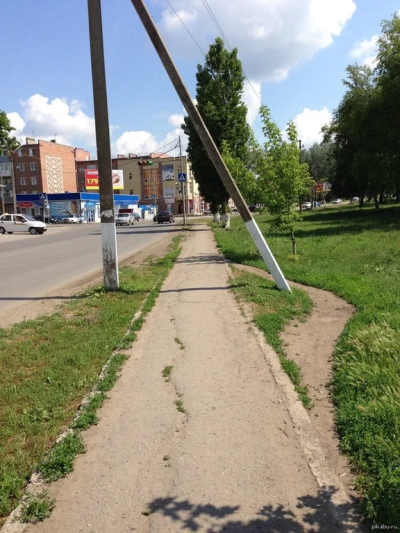 Porn photo tunashei:teathattast:I love desire paths.