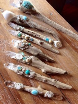 lunarsgarden:  musingsofapinkwitch:  Sea Witch ~ Driftwood wands  🌙