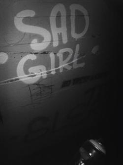 666shittygraff:  /SAD GIRL 