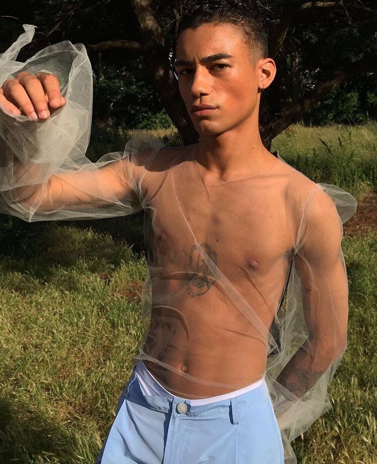 ariesluv:  https://instagram.com/p/BWNJDBOBGhP/