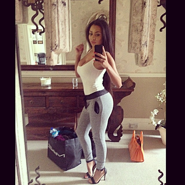 fashionistasrus:  IG: chanelcocobrown