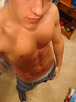overstimulate:  ACTIVE gay porn blog, following back all so come check me out ;)  