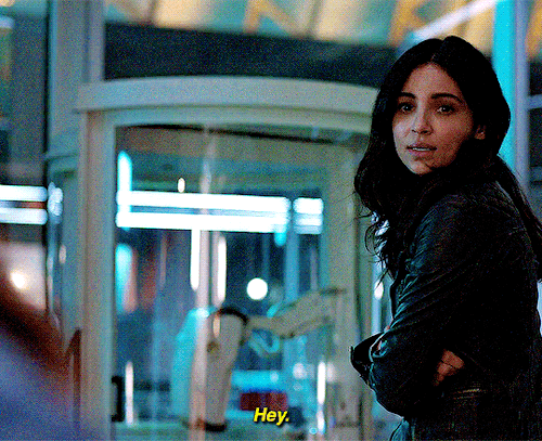 SUPERGIRL (2015-2021)