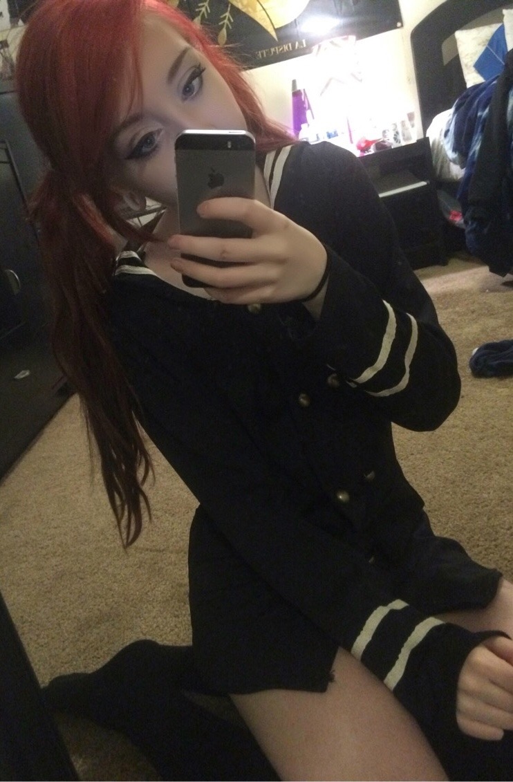 faierytail:  princessofmordor:  faierytail:  This jacket is the love of my life bye.