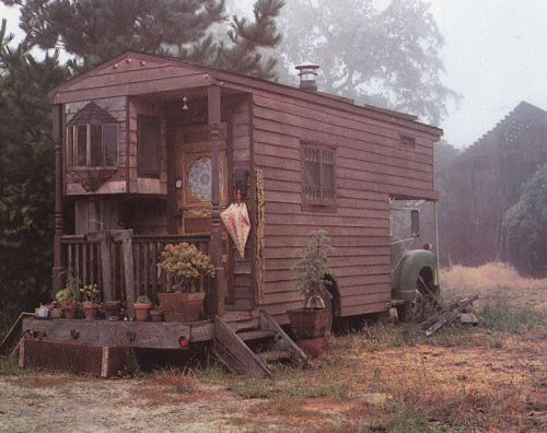 XXX tinyhometrail:  70s Camper Van magic(Source) photo