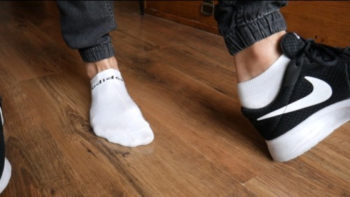New YouTube video! Alex presents new white Adidas ankle socks.https://www.youtube.com/watch?v=GNzIDs