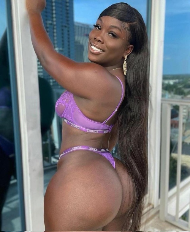 freakytyfromthachi:Sexy Chocolate 🍫 