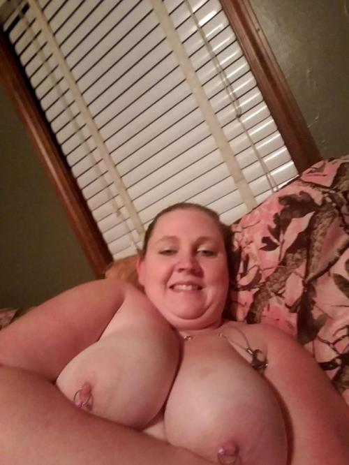 Porn kevinamy9:  Wife teasing me buy sending me photos