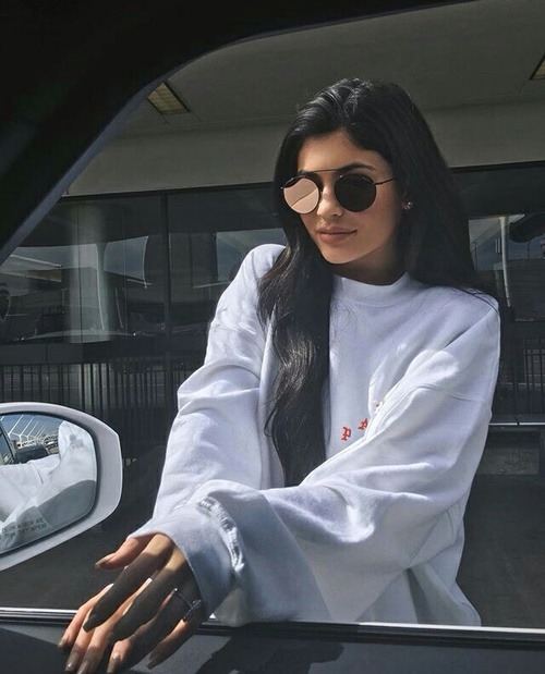 https://lzve.tumblr.com/post/147160689126