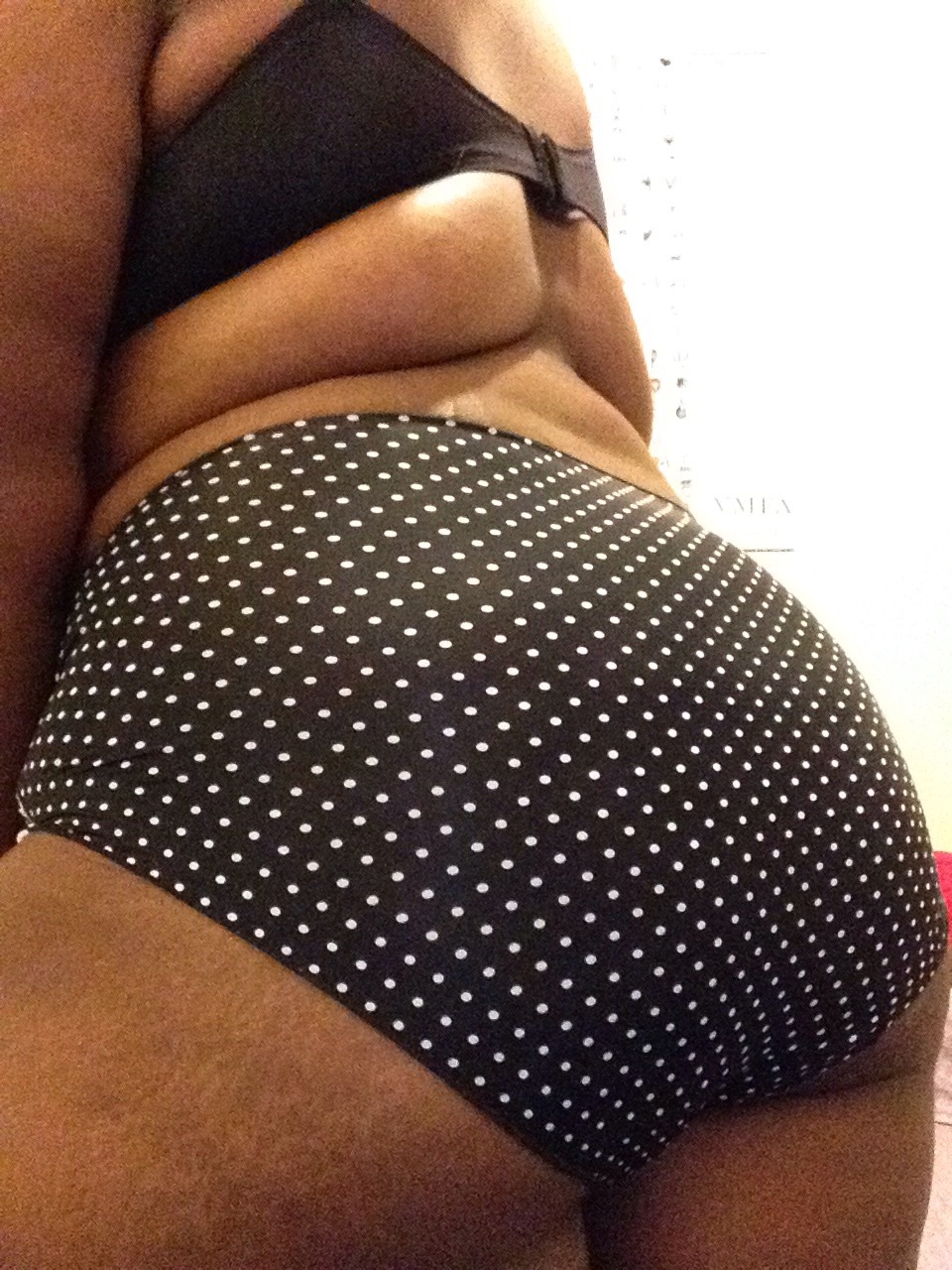 jayytheslut:  When you’re feeling yourself 💅🏾