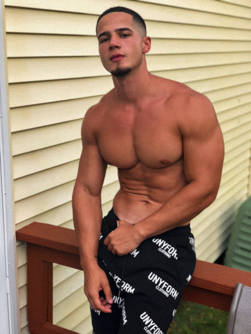 themaletaste: OH HELLO THERE