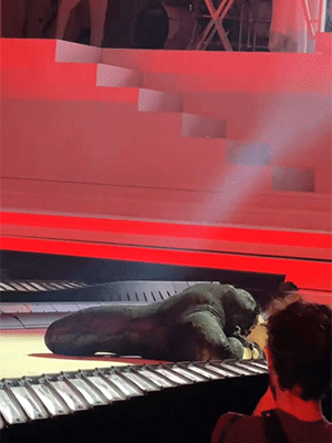 Short N Sweet Tour / MSG