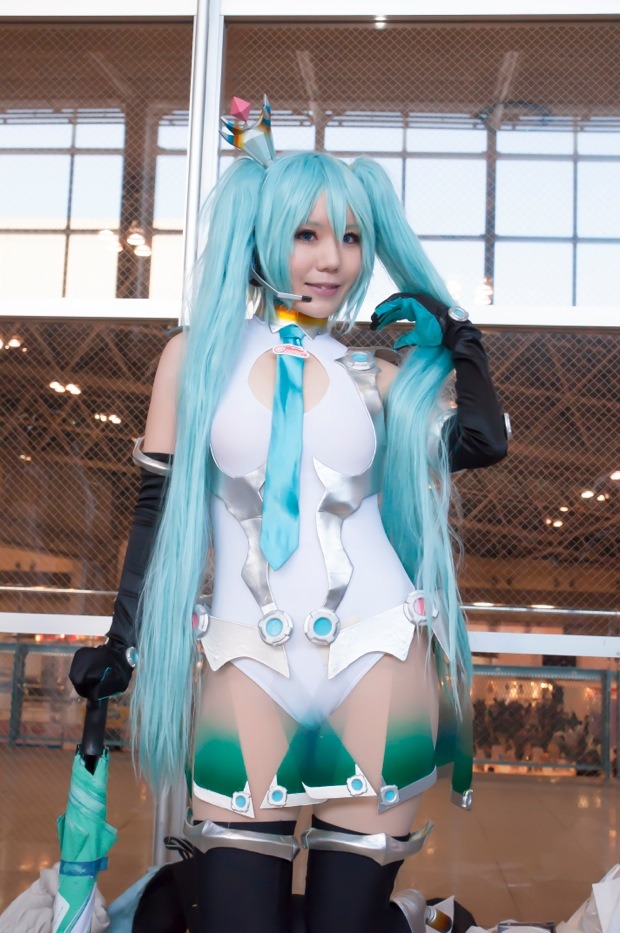 cosplaygirl:  【WF2014冬】寒さなんて関係ない! 熱きレイヤーさん大集結「ワンフェス」コスプレ写真レポ
