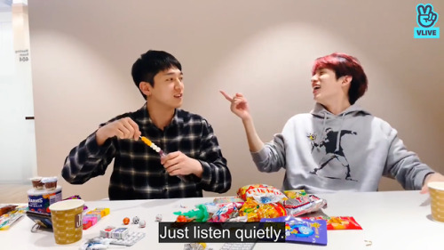 lq-sungjin:Sungjin teaching Jae about American candy