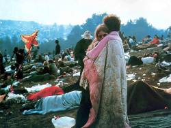 hittings:a couple at Woodstock Festival, 1969