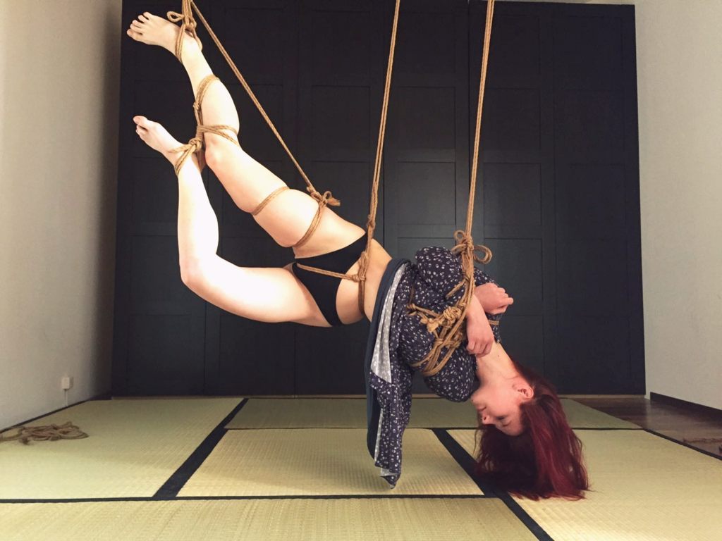 kirigamikinbaku:  ropes Kirigami Kinbaku 