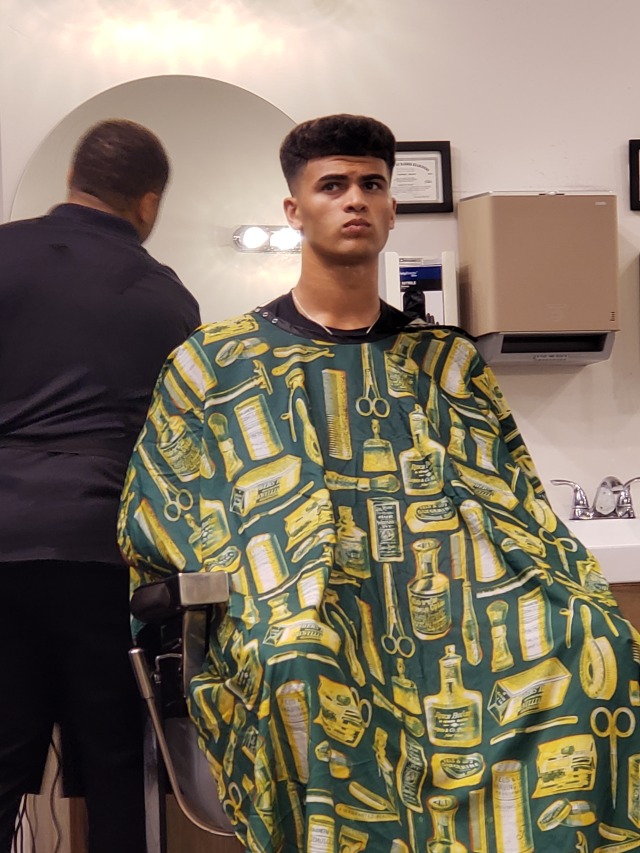 Well damn&hellip;if beauty wasn&rsquo;t in the barbershop  today! #Sage Surratt