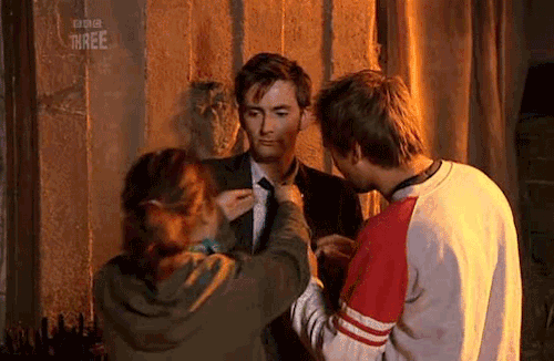 mizgnomer:  Helping dress David - on the set of Doctor Who(…okay, so usually it’s fixing his microphone or special-effects harness, but it’s still helping him get dressed) 