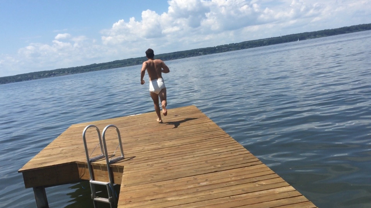 wolfjack781:  abysitter:  Throwback to summer - fun with diapers on the dock w/ abenjaminbutton.