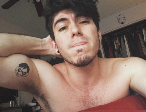 phrayzay: I’ve been in bed all day