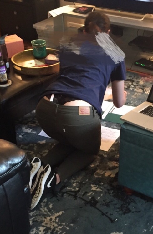 malaysianstory: mrnasty7791: Caught my sister doing homework Nice sexy panty your sister wear for su