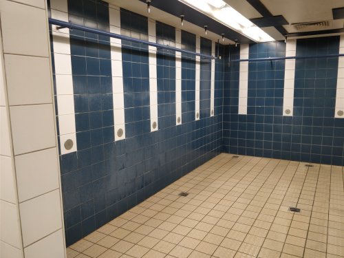 Men’s showers at HOGENT Sporthal in Ghent, Belgium.