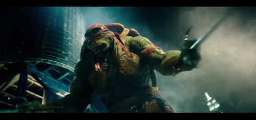 emiliosorosas: Raphael en acción, las capturas son del nuevo trailer de las TMNT.
